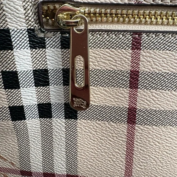 Burberry Beige and Brown Crossbody Bag - Picture 5 of 15